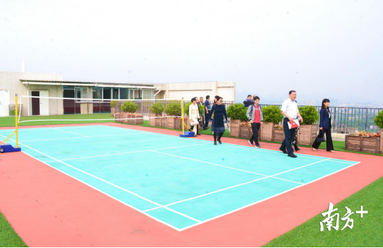 連州市人才驛站建設(shè)面積約1500平方米，功能齊全，配套完善。圖為健身運(yùn)動場。黃津 攝