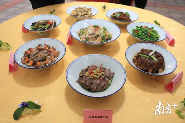 豐陽(yáng)八大碗。